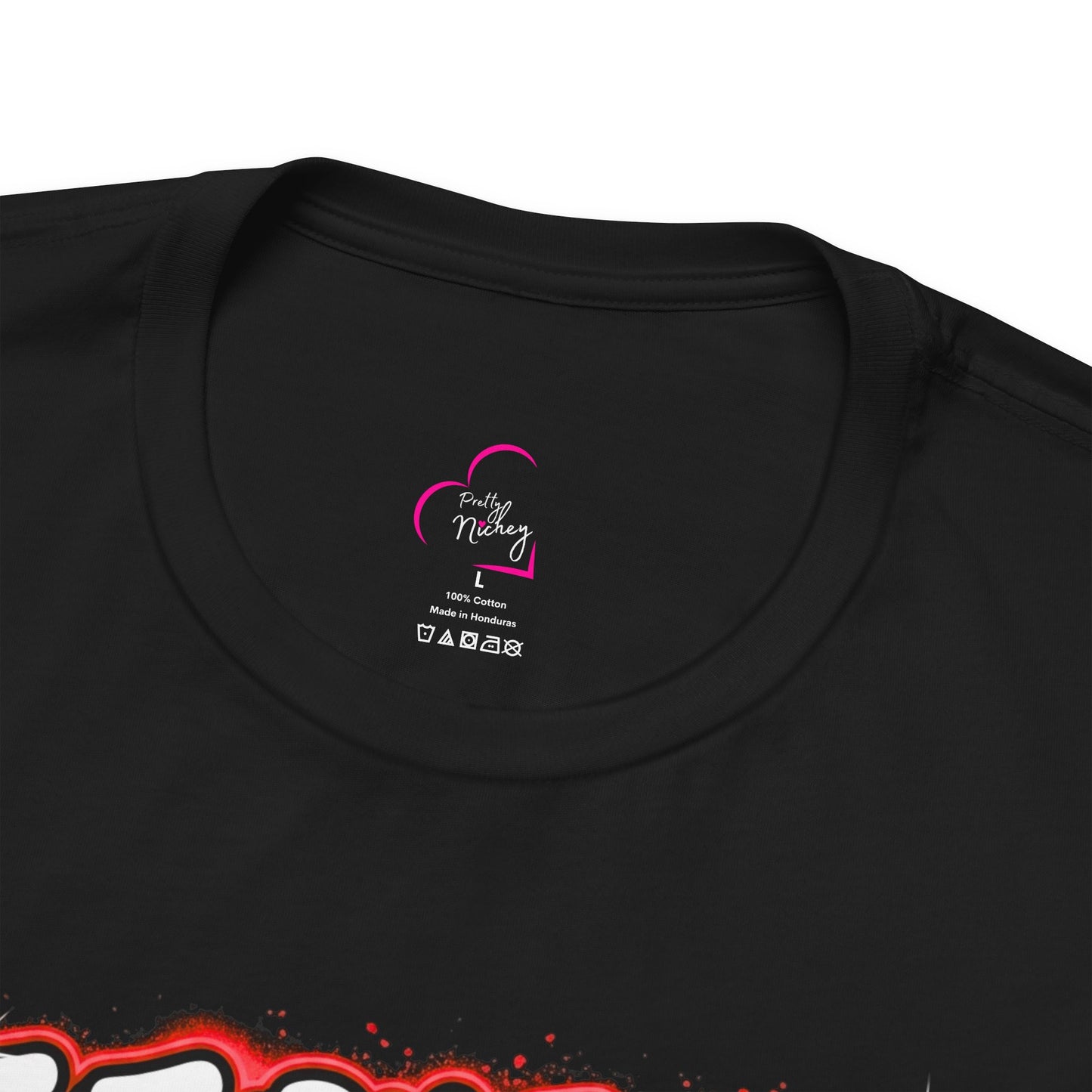 I turn faces into main character moments T-shirt