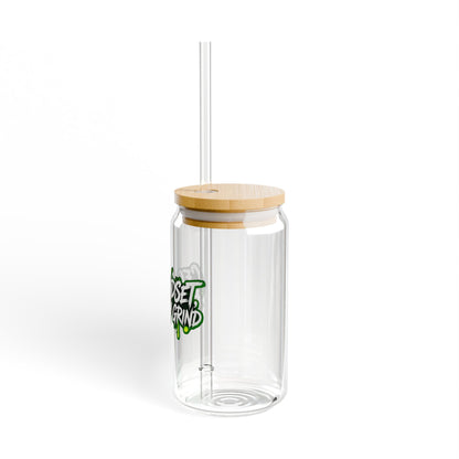 CEO mindset, everyday grind Sipper Glass