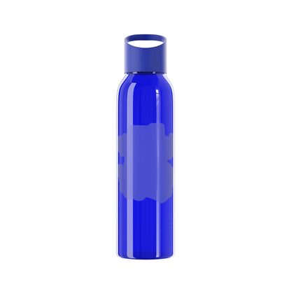 I turn basic sets into main character energy Water Bottle