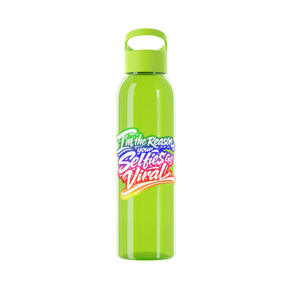 I'm the reason your selfies go viral Water Bottle