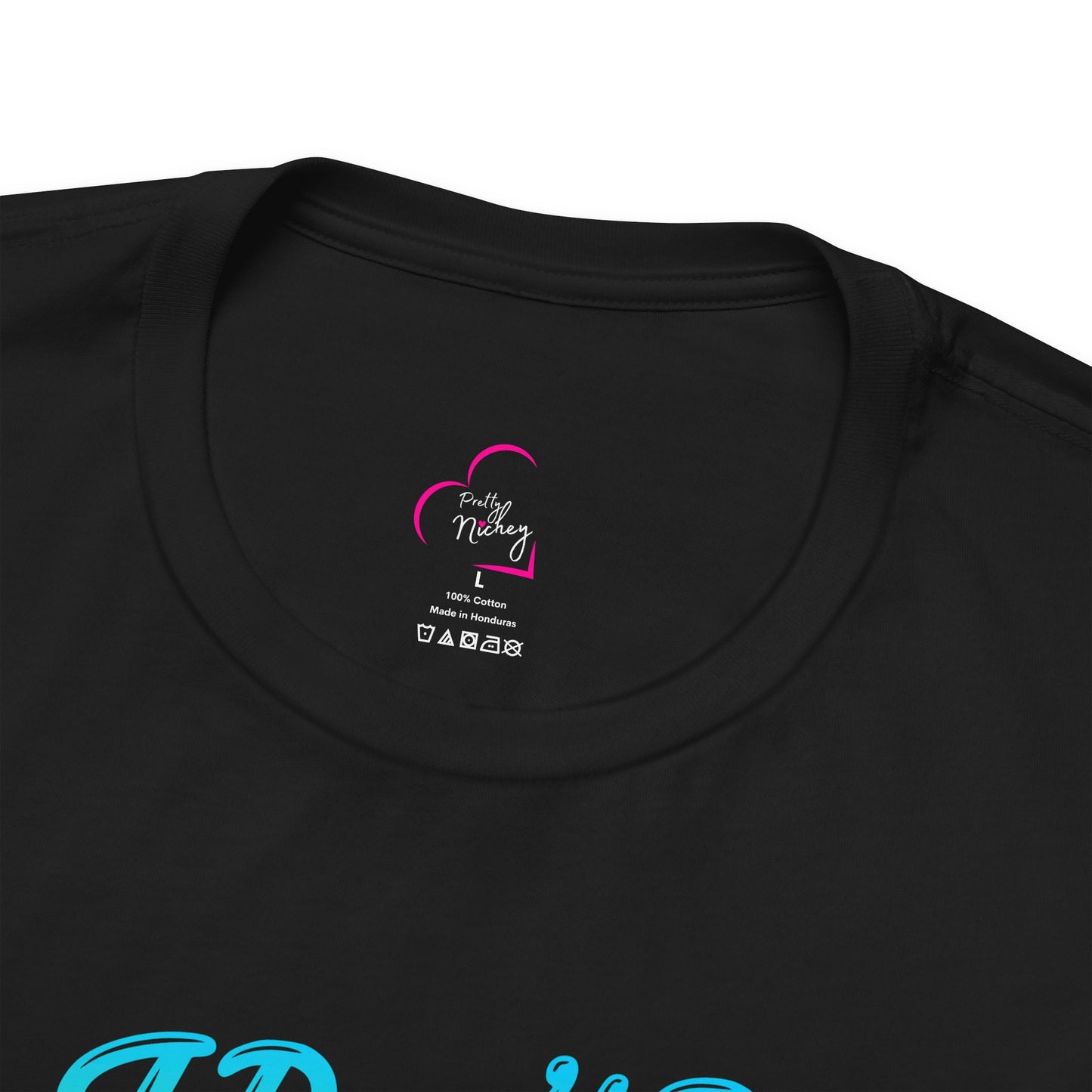 I don't do make up I create magic T-shirt