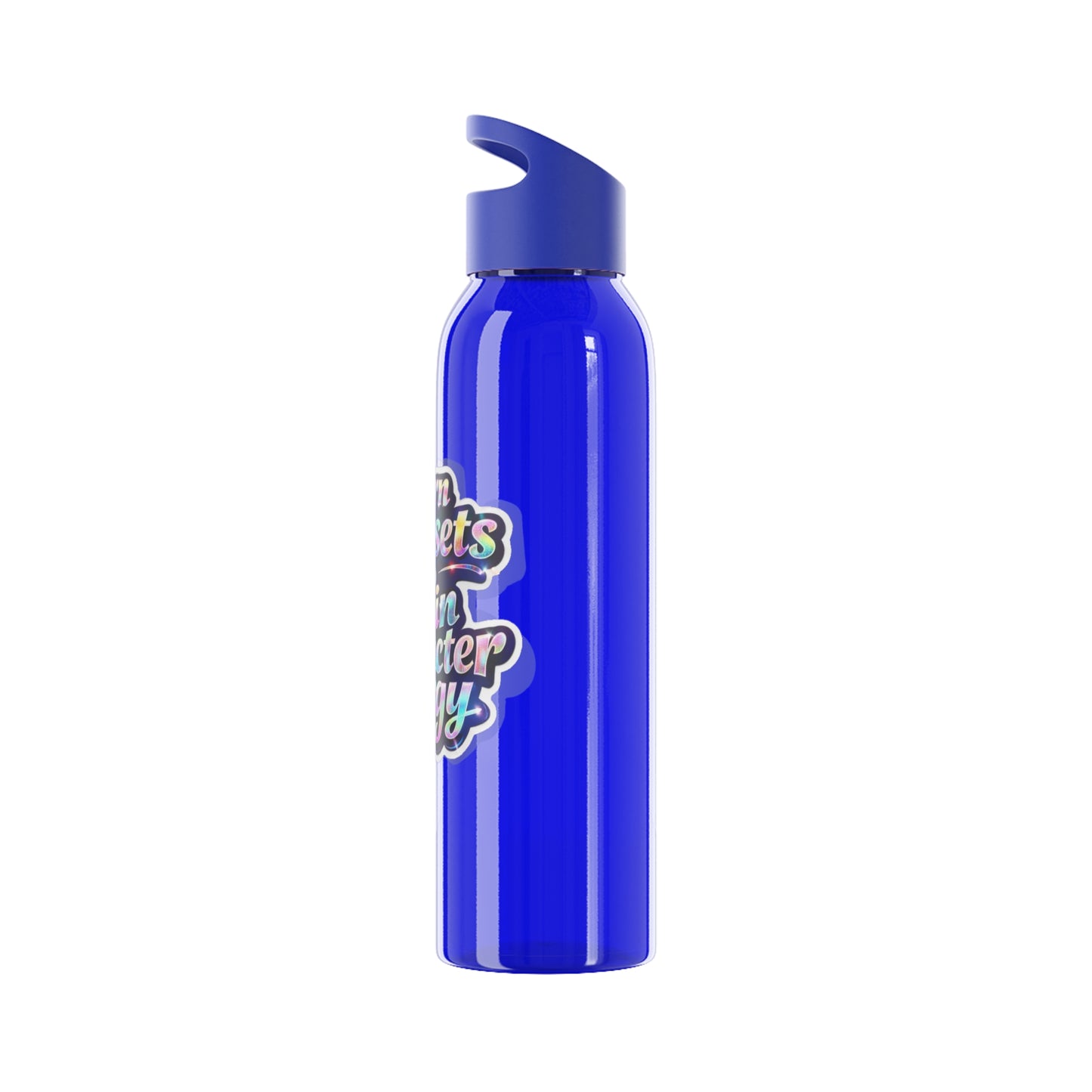 I turn basic sets into main character energy Water Bottle