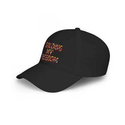 Building my freedom Baseball Cap