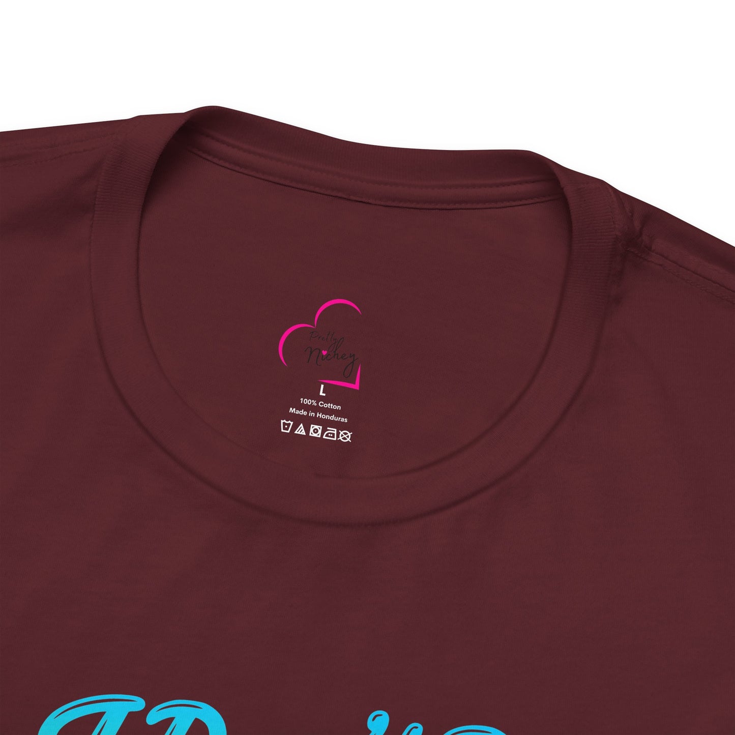 I don't do make up I create magic T-shirt